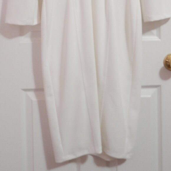 New Halston Dress - Picture 10 of 14